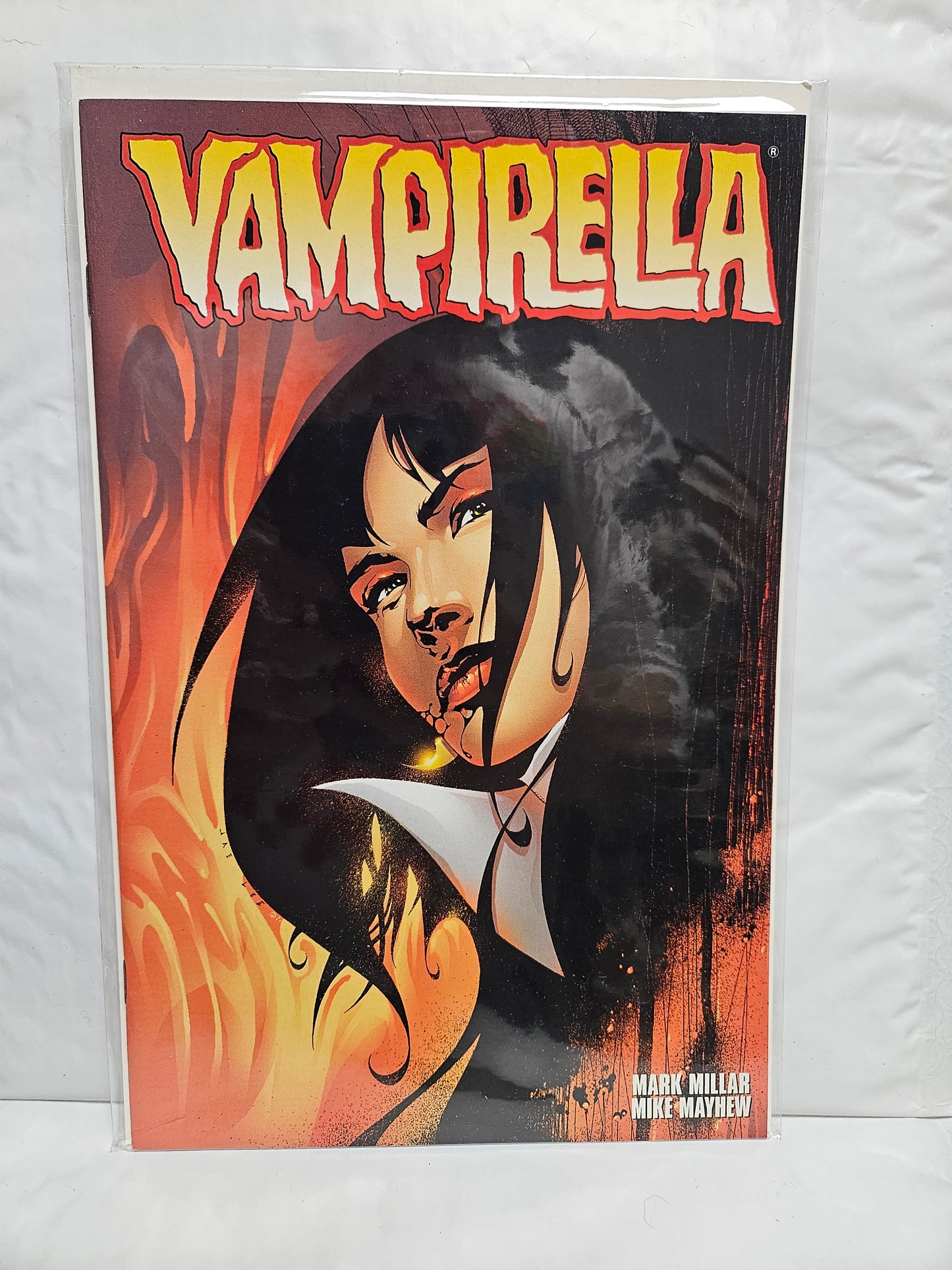 Vampirella #1 2001 HARRIS PUBLICATIONS