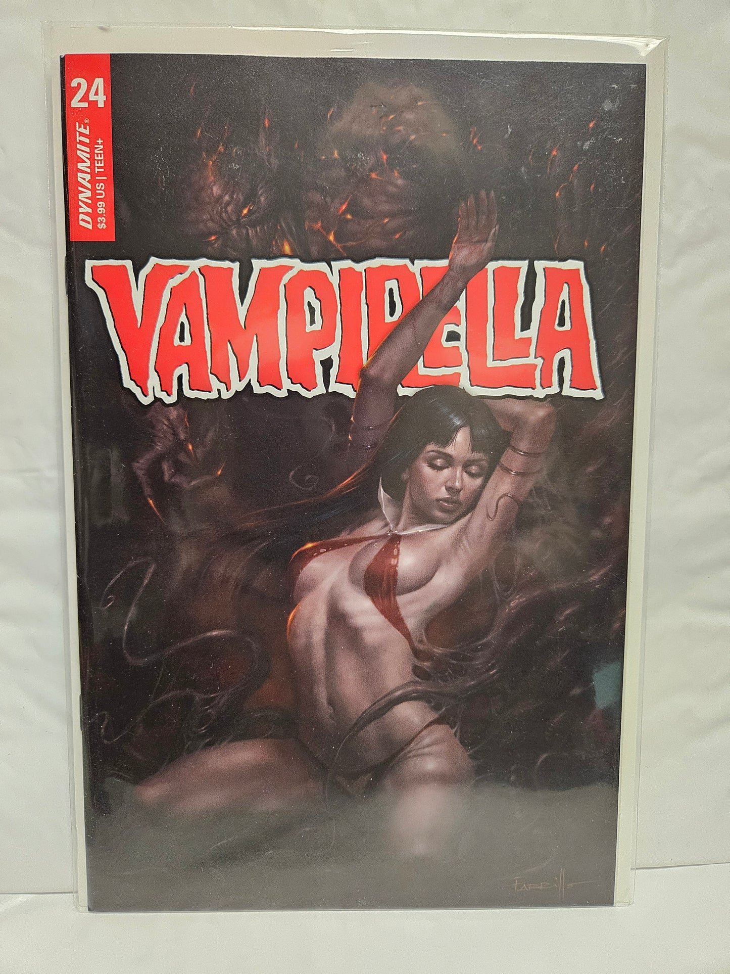 Vampirella #24 Cover A 2021 DYNAMITE