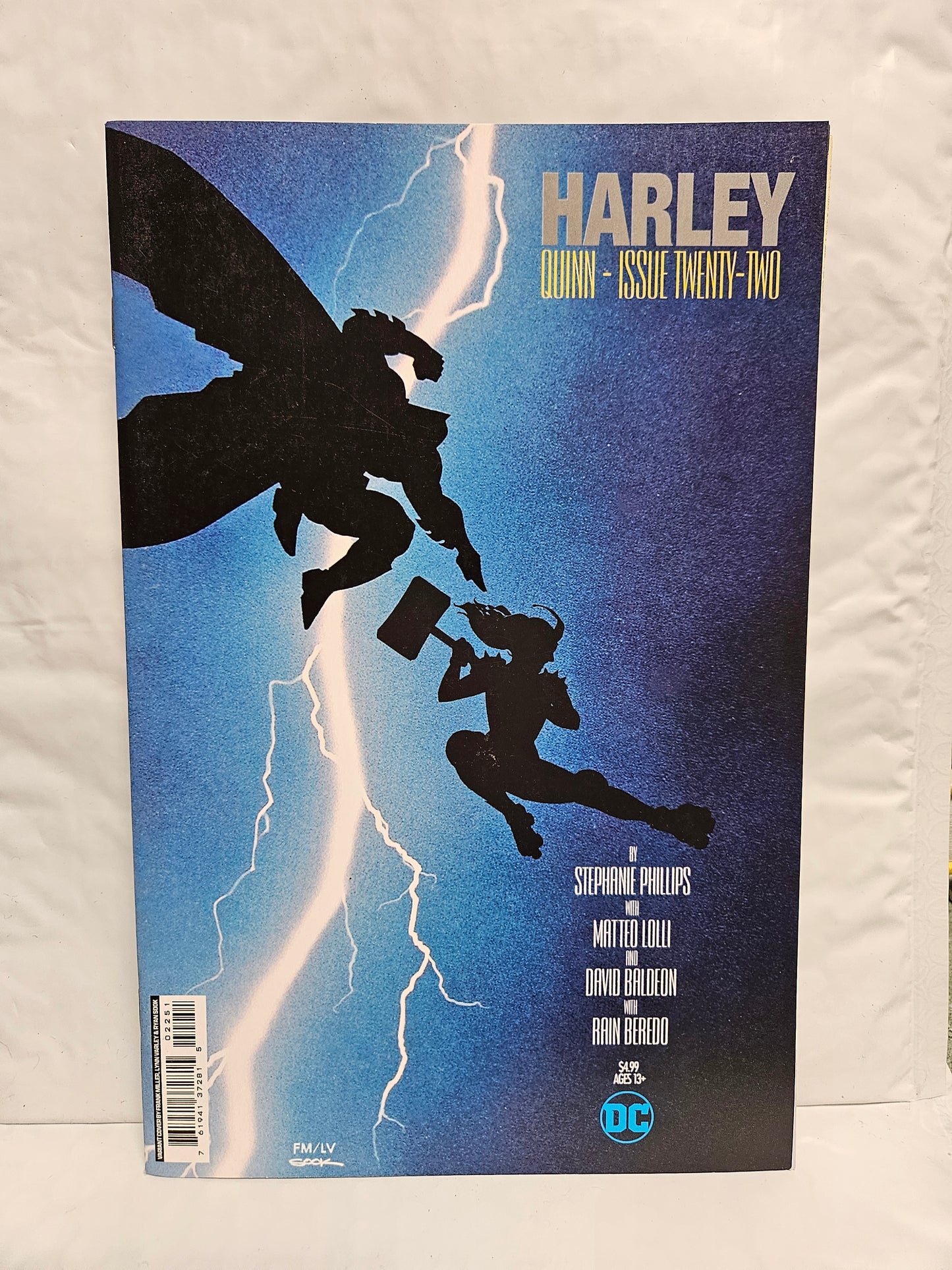 Harley Quinn #22 Varley & Book Variant 2022 DC