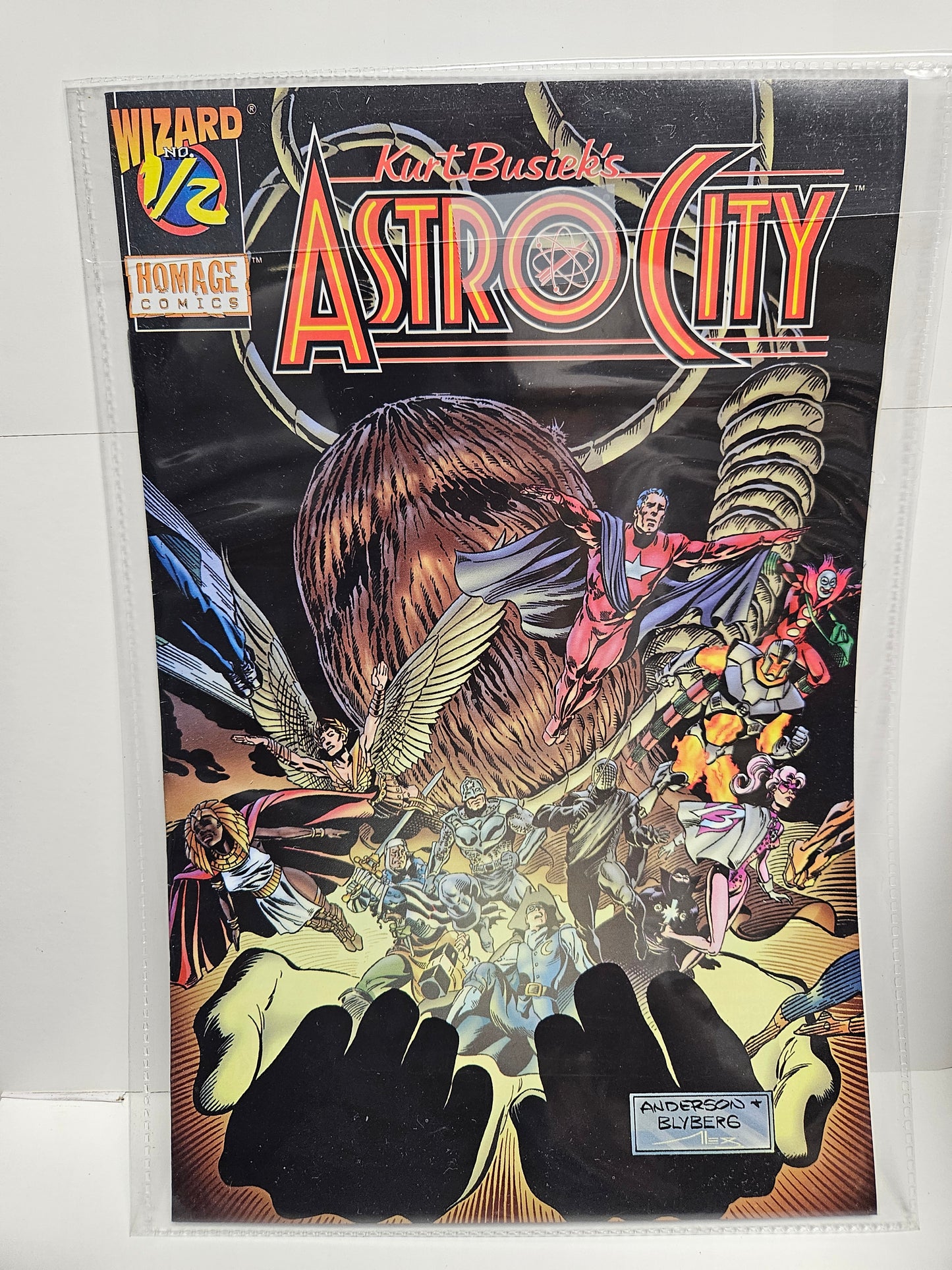 Wizard Presents: Kurt Busiek's Astro City #1/2 HOMAGE COMICS