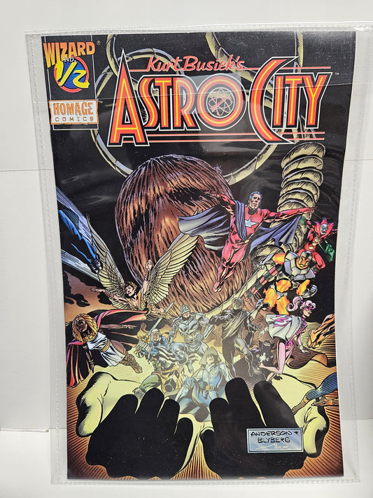 Wizard Presents: Kurt Busiek's Astro City #1/2 HOMAGE COMICS