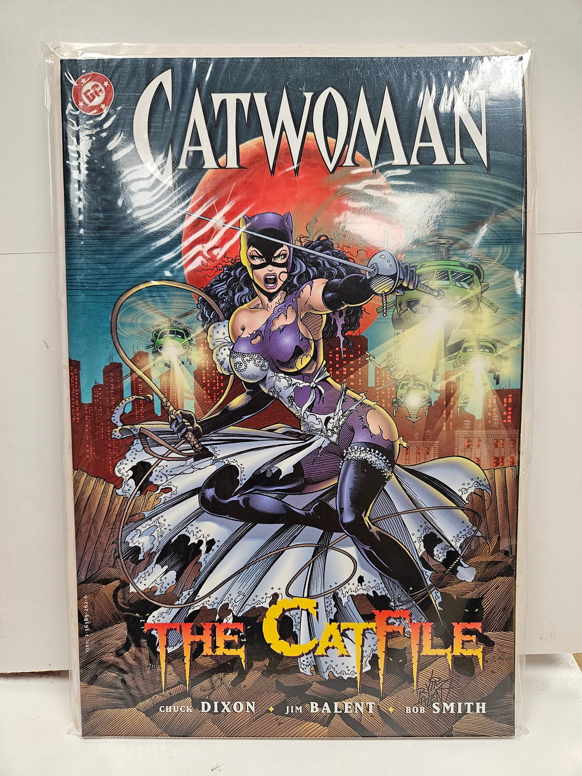 Catwoman: The Catfile 1994 Graphic Novel DC COMICS